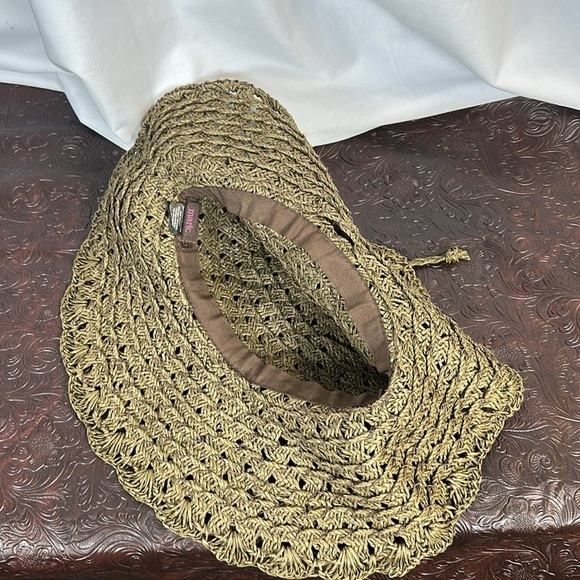 Handcrafted Woven Sun Hat - Gold - Picture 3 of 4